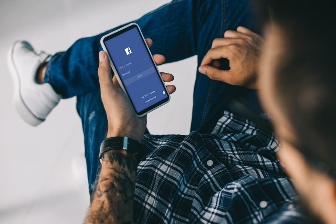 O mercado Facebook: métodos de compra e venda na rede social