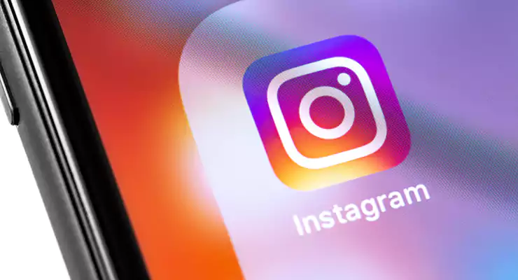 Aplicativo de ícone do Instagram no close-up do celular